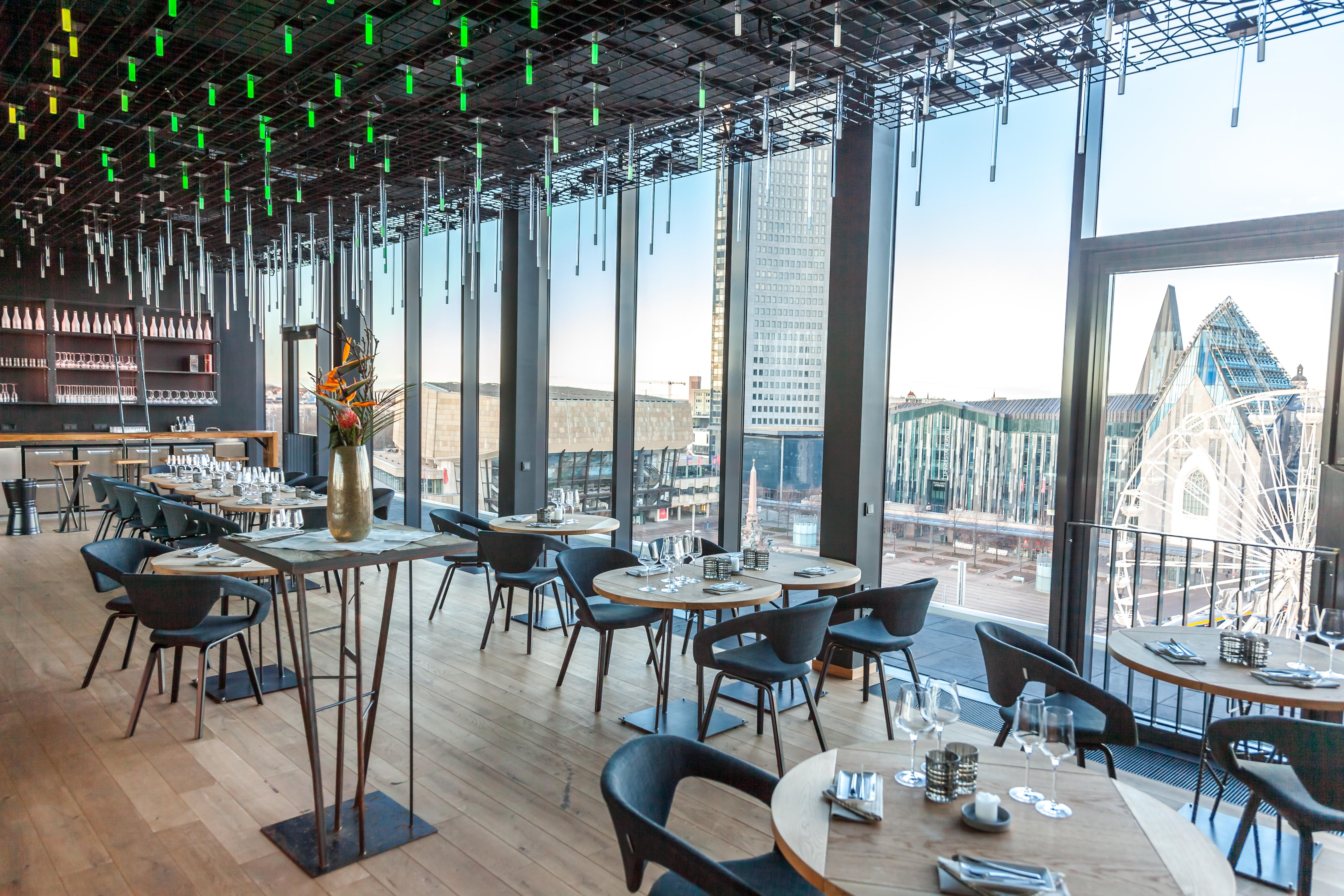 Staycity Aparthotels Leipzig City Centre Exterior foto Restaurant Sky